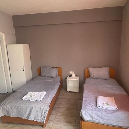 Ersoy Ak Pansiyon Antalya Exteriör bild