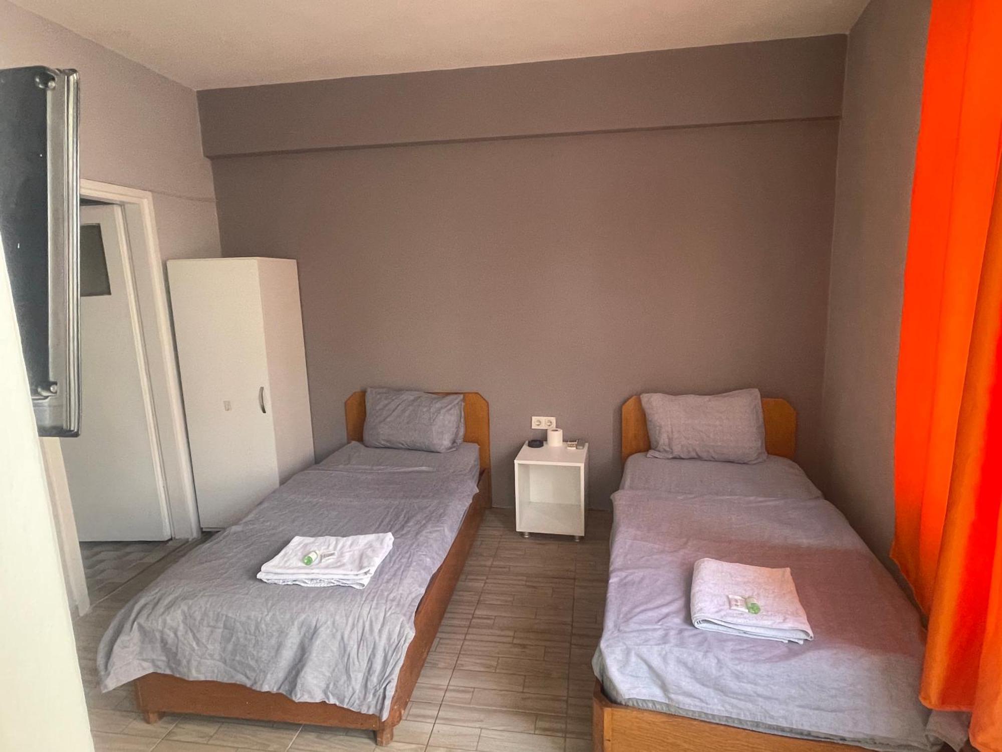 Ersoy Ak Pansiyon Antalya Exteriör bild