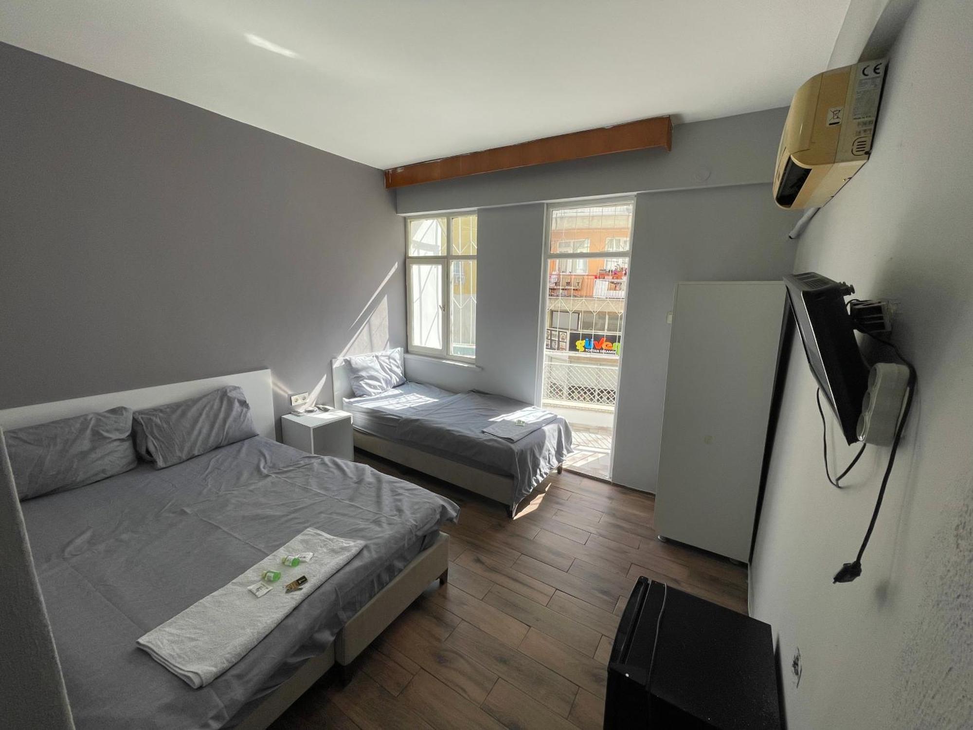 Ersoy Ak Pansiyon Antalya Exteriör bild