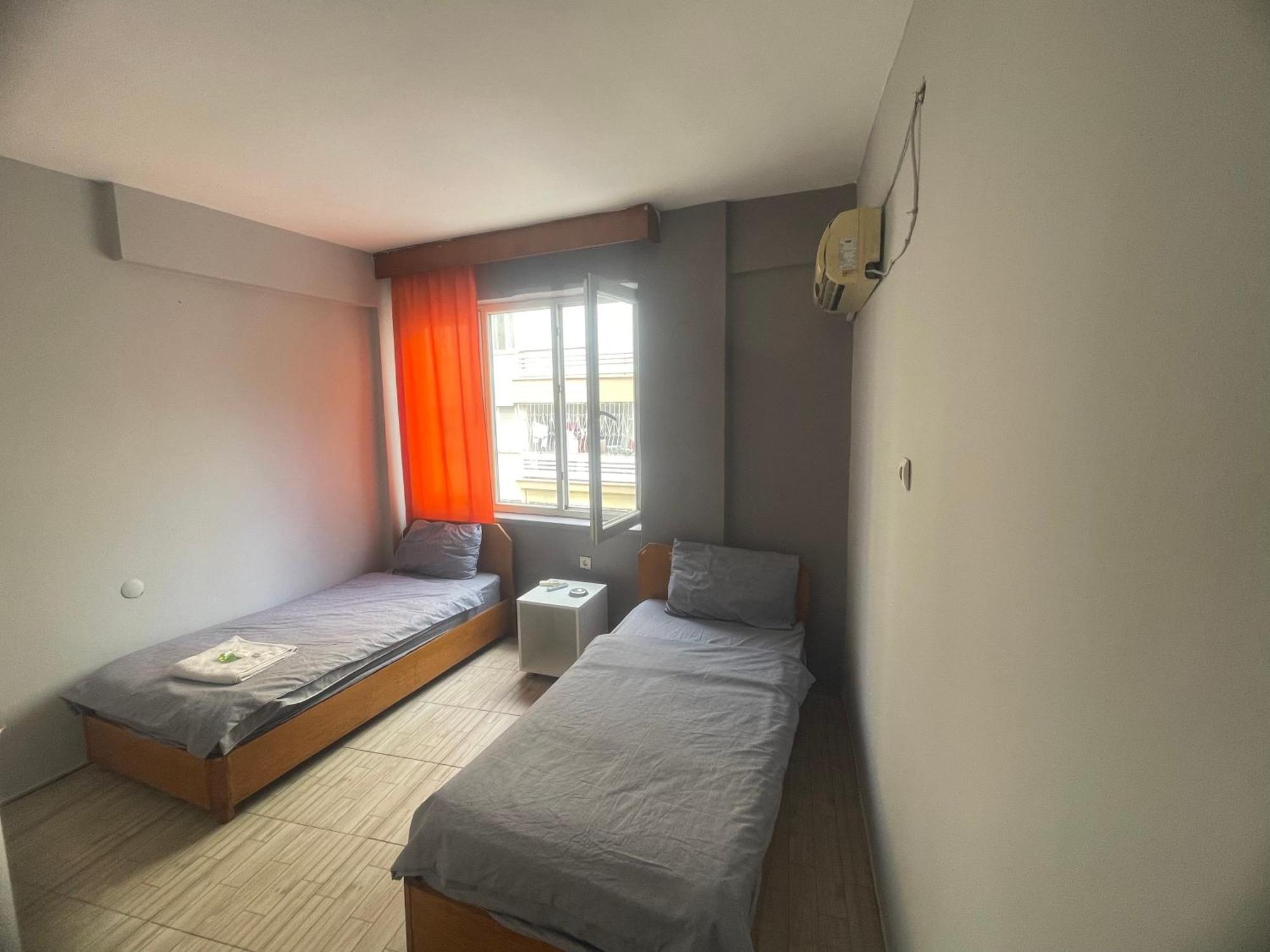 Ersoy Ak Pansiyon Antalya Exteriör bild